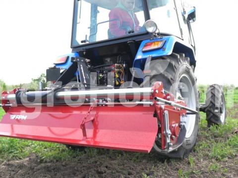 FPM Agromehanika Talajmaró oldalkitolással 1050 mm-es (4 kés 1 korongon) FPM Agromehanika Talajmaró oldalkitolással 1050 mm-es (4 kés 1 korongon)