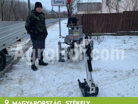 AARDENBURG Árokásó 30 cm-es kanállal max. 175 cm-es árokmélység AARDENBURG Árokásó 30 cm-es kanállal max. 175 cm-es árokmélység