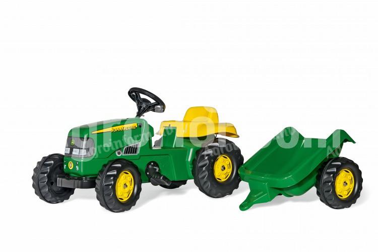 rollyToys Pedálhajtású traktor utánfutóval