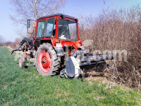 AARDENBURG 200 cm-es szárzúzó oldalkitolással AARDENBURG 200 cm-es szárzúzó oldalkitolással