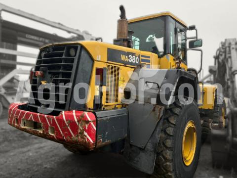 Komatsu Gumikerekes homlokrakodó Komatsu Gumikerekes homlokrakodó