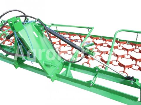 Zagroda 4 m-es láncos borona (4 soros, mechanikusan összecsukható, nyitott keret) Zagroda 4 m-es láncos borona (4 soros, mechanikusan összecsukható, nyitott keret)