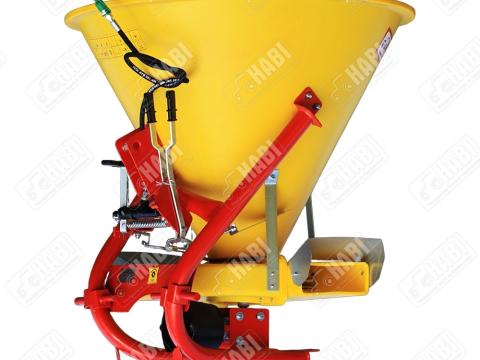 Műtrágyaszóró műanyag, gyümölcsösbe, 300L, hidraulikus nyitással /Strumyk/ Műtrágyaszóró műanyag, gyümölcsösbe, 300L, hidraulikus nyitással /Strumyk/