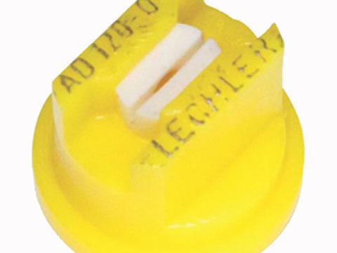 AD-12002 C fúvóka