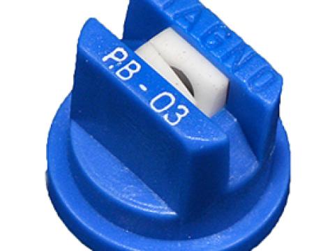 PB 015 fúvóka