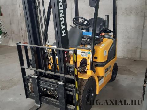 Hyundai 15L-7M Gázos Targonca Hyundai 15L-7M Gázos Targonca