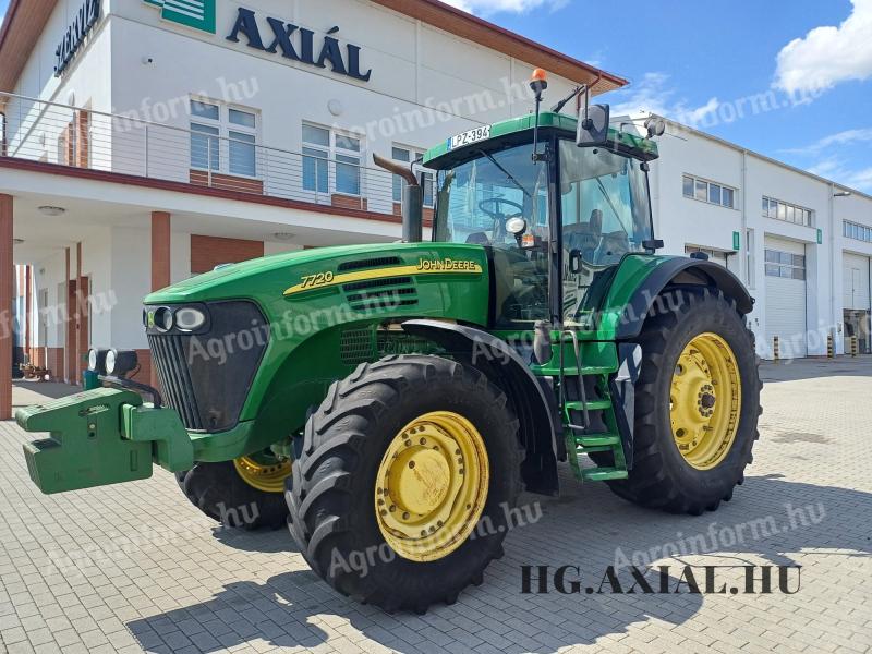John Deere 7720 E Traktor