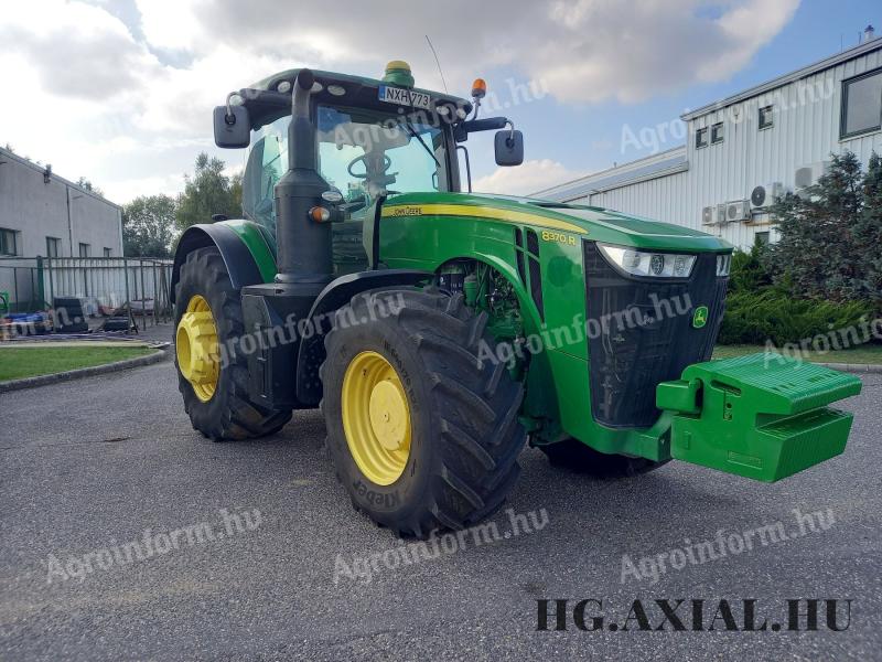 John Deere 8370R Traktor