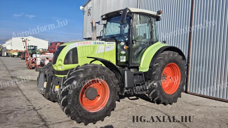 Claas Arion 640 Traktor