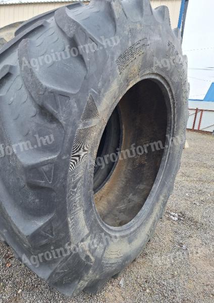 710/70R42 BKT   