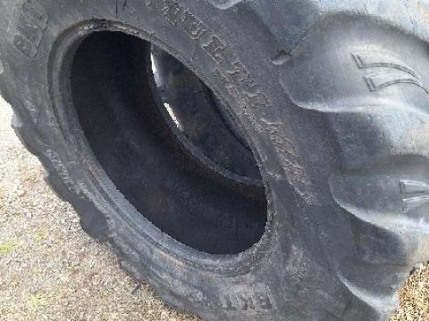 460/70R24 BKT 460/70R24 BKT