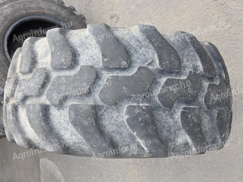 405/70R18(15,5/70R18) Dunlop 