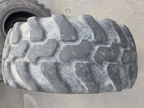 405/70R18(15,5/70R18) Dunlop 