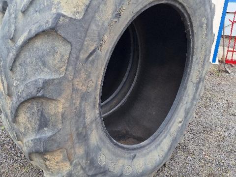 710/70R42 Firestone Maxi Traction 710/70R42 Firestone Maxi Traction