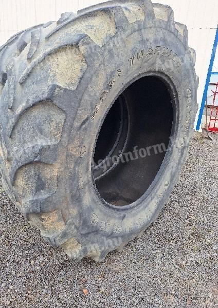 710/70R42 Firestone Maxi Traction  