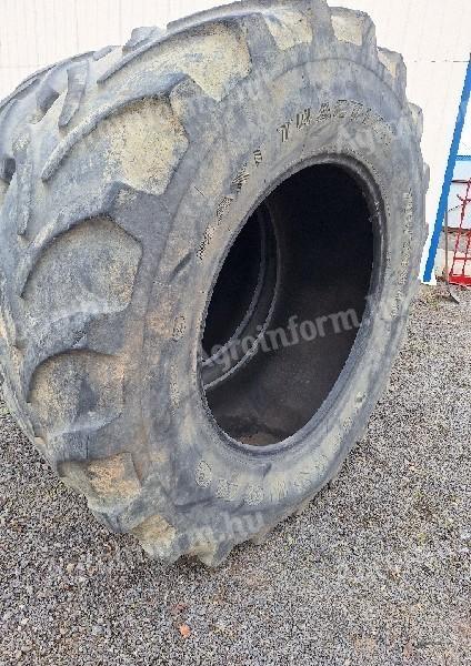 710/70R42 Firestone Maxi Traction  