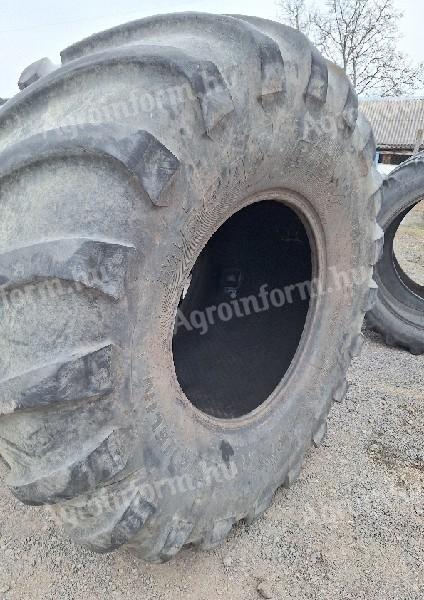 1050/50R32 Michelin    