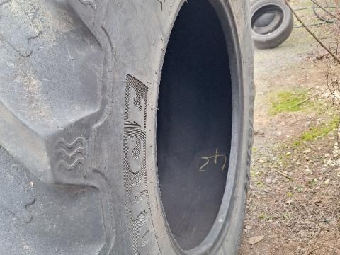 650/65R34 BKT    650/65R34 BKT