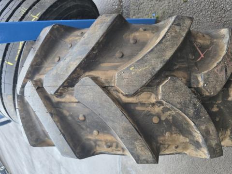 16/70-20 (405/70-20) Maxam 