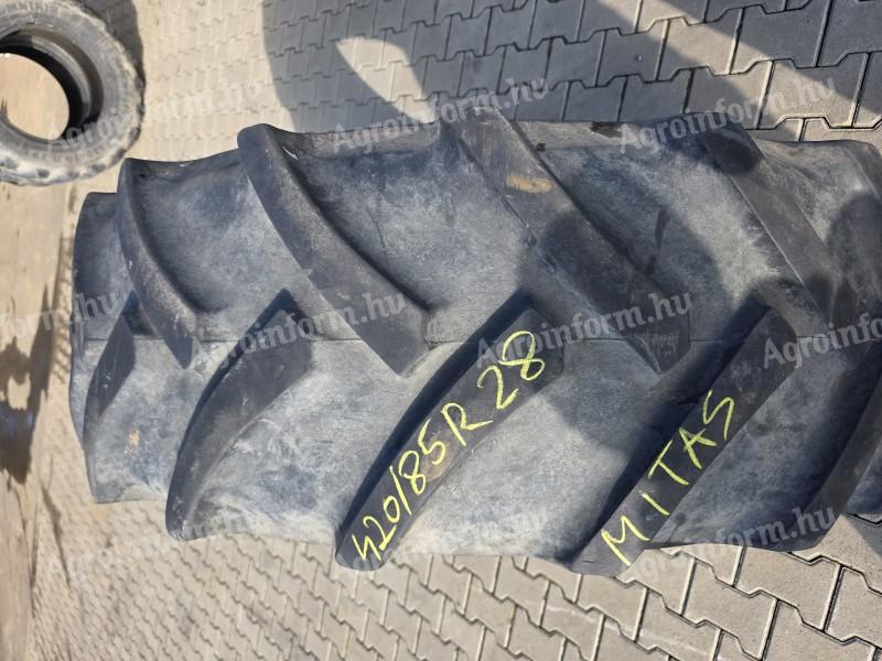 420/85R28 Mitas 