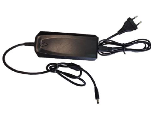 BLUEBIRD AKKUMULÁTOR TÖLTŐ (50,4V) BLUEBIRD AKKUMULÁTOR TÖLTŐ (50,4V)