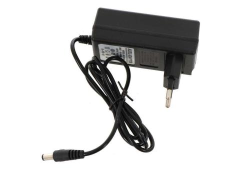 BLUEBIRD AKKUMULÁTOR TÖLT (16,8V) BLUEBIRD AKKUMULÁTOR TÖLT (16,8V)