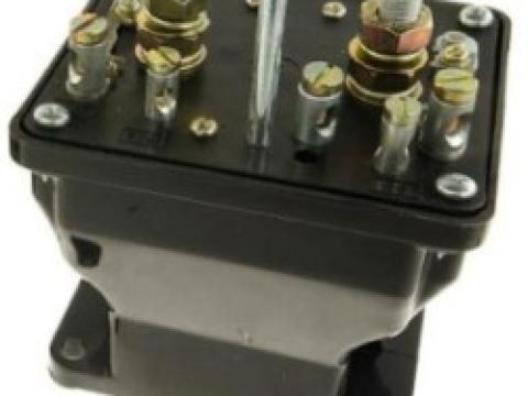 MTZ párhuzam kapcsoló 12/24V 100A MTZ párhuzam kapcsoló 12/24V 100A