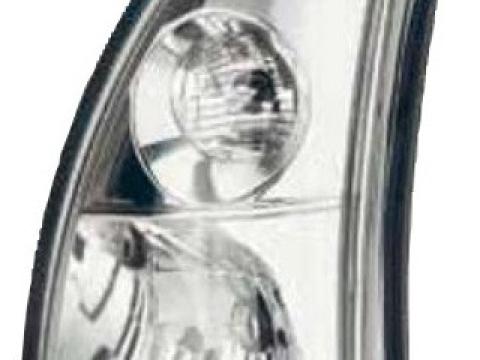 CNH fényszóró beépíthető bal oldali 87300250 CNH fényszóró beépíthető bal oldali 87300250