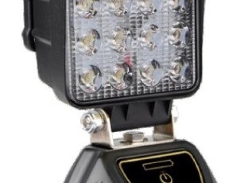 Szerelőlámpa 48W, 16db Led, 2800Lm, mágneses Szerelőlámpa 48W, 16db Led, 2800Lm, mágneses