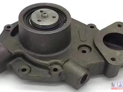 John Deere vízszivattyú (RE500737, RE546917, RE505981) John Deere vízszivattyú (RE500737, RE546917, RE505981)