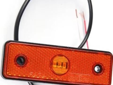 Szélességjelző lámpa LEDes sárga 100X35X10 12V-24V Szélességjelző lámpa LEDes sárga 100X35X10 12V-24V