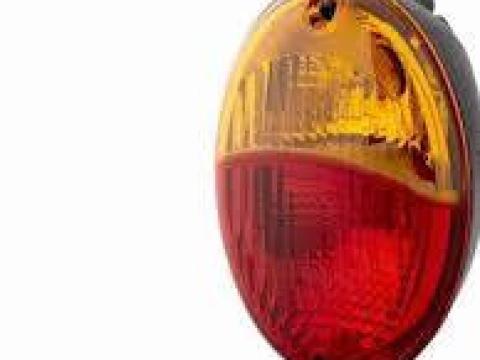 Hella hátsó lámpa bal 