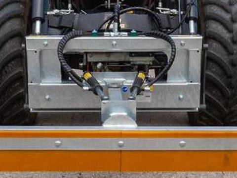 Tolólap 1500 mm széles gémhosszabbítással Fliegl