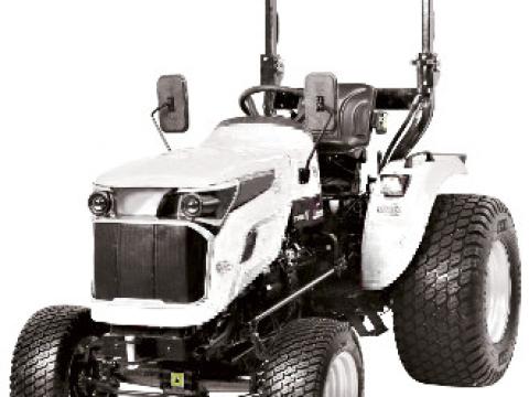 Startrac 26 új kompakt traktor, hidrosztatikus váltóval, gyepkímélő gumizással Startrac 26 új kompakt traktor, hidrosztatikus váltóval, gyepkímélő gumizással