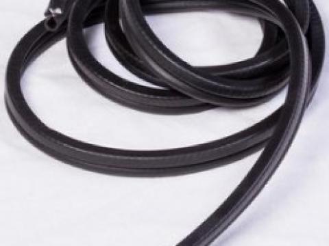 MTZ gumiprofil oldalüveghez L=3200mm