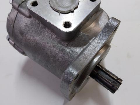 T-150 hidraulika szivattyú