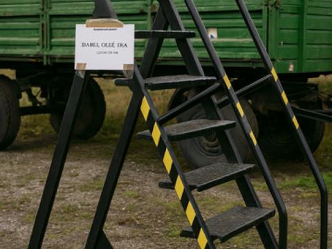 Mobil dobogós létra (használt)