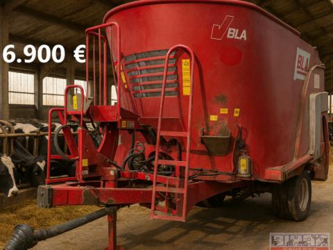BVL V-Mix 13 L használt takarmány keverő és kiosztó kocsi