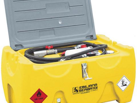 Üzemanyag tartály 150L elektromos 12V szivattyúval Üzemanyag tartály 150L elektromos 12V szivattyúval