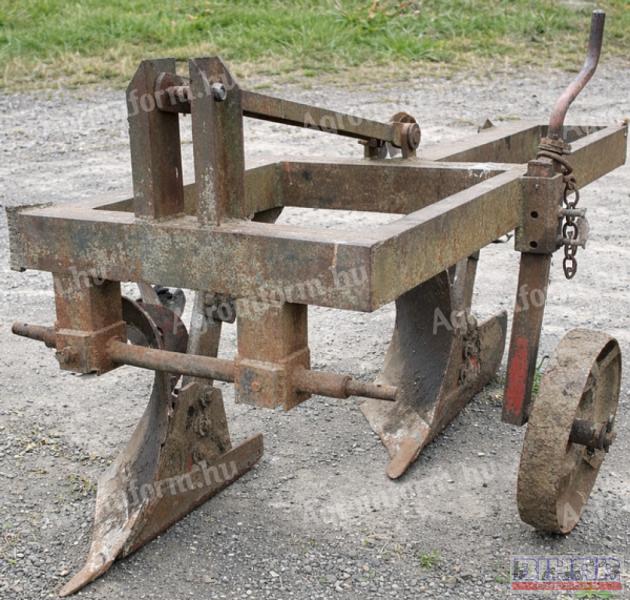 Eke 2 fejes függesztett