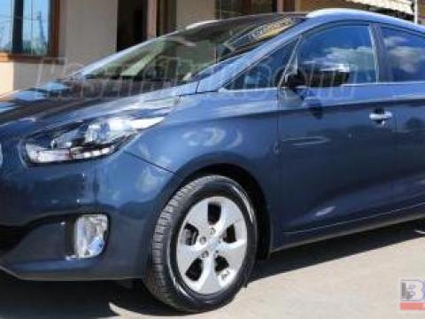 Kia Carens használt 5 személyes 5 ajtós személyautó Kia Carens használt 5 személyes 5 ajtós személyautó