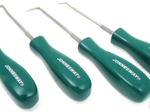 Karmantyú kampó készlet (4 db-os) Jonnesway