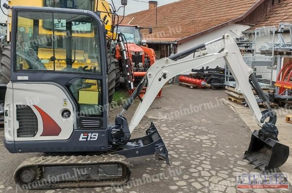 Bobcat E19 használt gumihevederes minikotró gép