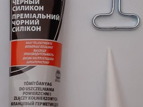 Loctite Ultra Black felülettömítő (SI5910)