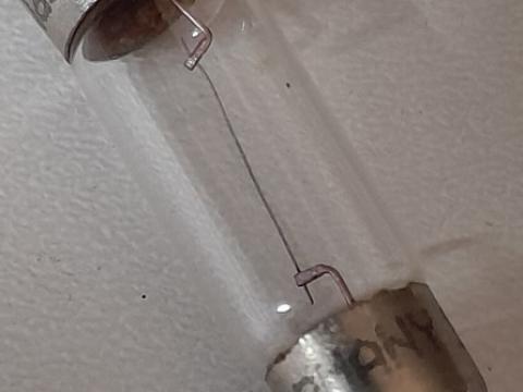 Izzó 24V 18W SOFITA, Tungsram Izzó 24V 18W SOFITA, Tungsram