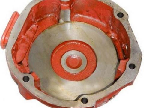 MTZ fékház jobb nem lyukas MTZ fékház jobb nem lyukas