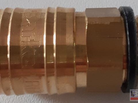 Gyorscsatlakozó hüvely 3/8" külső menetes / LEVEGŐ / Gyorscsatlakozó hüvely 3/8" külső menetes / LEVEGŐ /