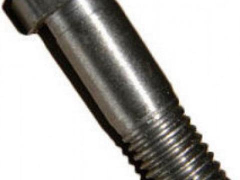 MTZ tányérkerék csavar M12x40 MTZ tányérkerék csavar M12x40