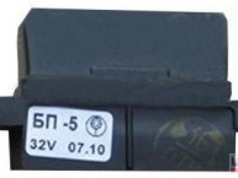 MTZ biztosíték doboz villás 4 késes BP-5 MTZ biztosíték doboz villás 4 késes BP-5