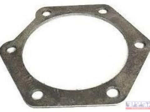 MTZ sebváltó porvédőgumi lefogató lemez MTZ sebváltó porvédőgumi lefogató lemez